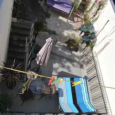 Guest house Residencial Sol Da Nave Porto